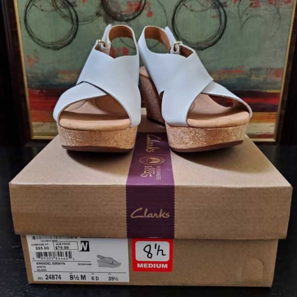 Clarks Shoes - Clarks Annadale  Eirwyn White Wedge Sandals New in Box , size 8.5